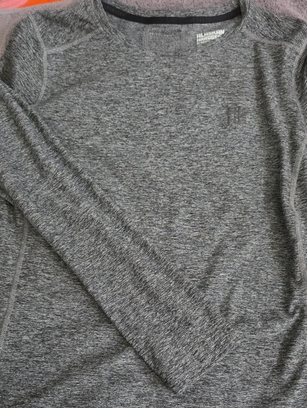 Duluth Trading Co Women's Heather Gray Crewneck Sweater